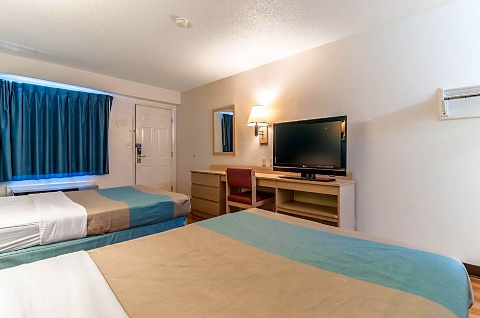 Motel 6-Farmington Hills, MI - Northwest - Farmington Hills