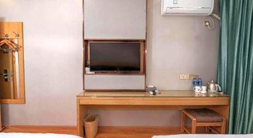Shell Hefei Luyang District Sipai Building Subway Station Hotel – Hefei, VA