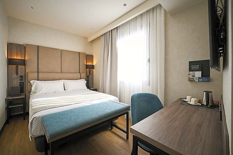 Catalonia Portal Del Angel