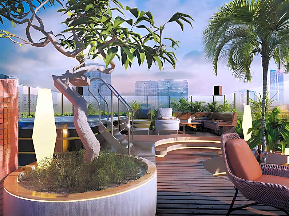 Peridot Gallery Classic Hotel