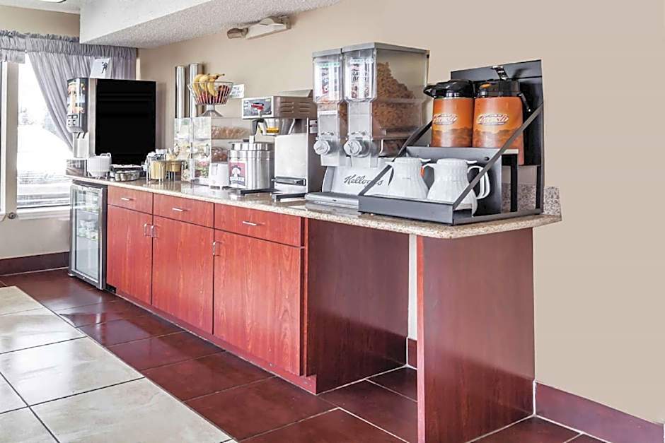 Days Inn By Wyndham Nashville North/Opryland Area