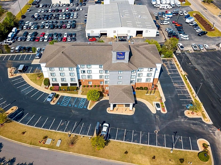 Sleep Inn & Suites Auburn Campus Area I-85