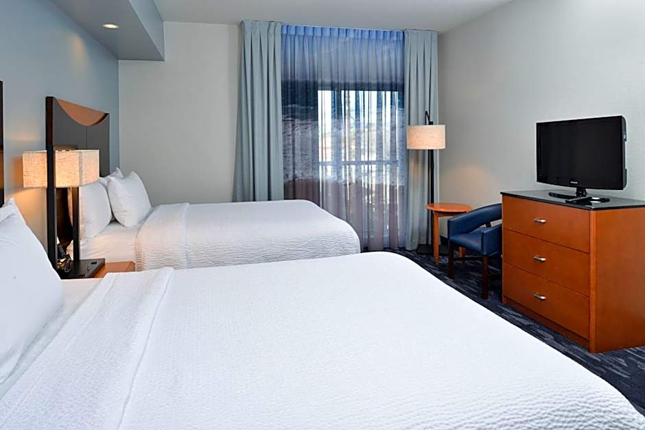 Fairfield Inn & Suites by Marriott Santa Cruz - Capitola