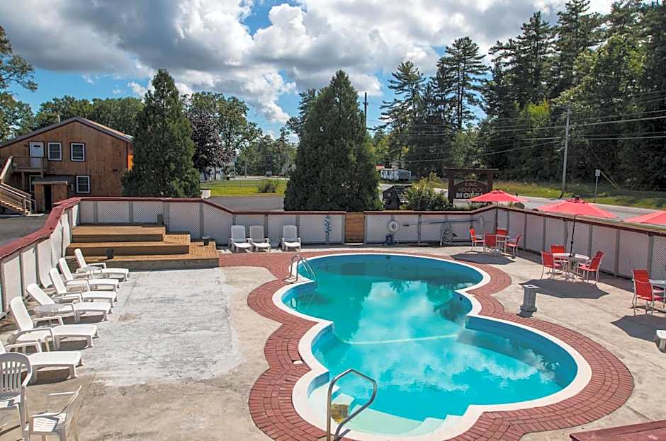King Hendrick Motel and Suites