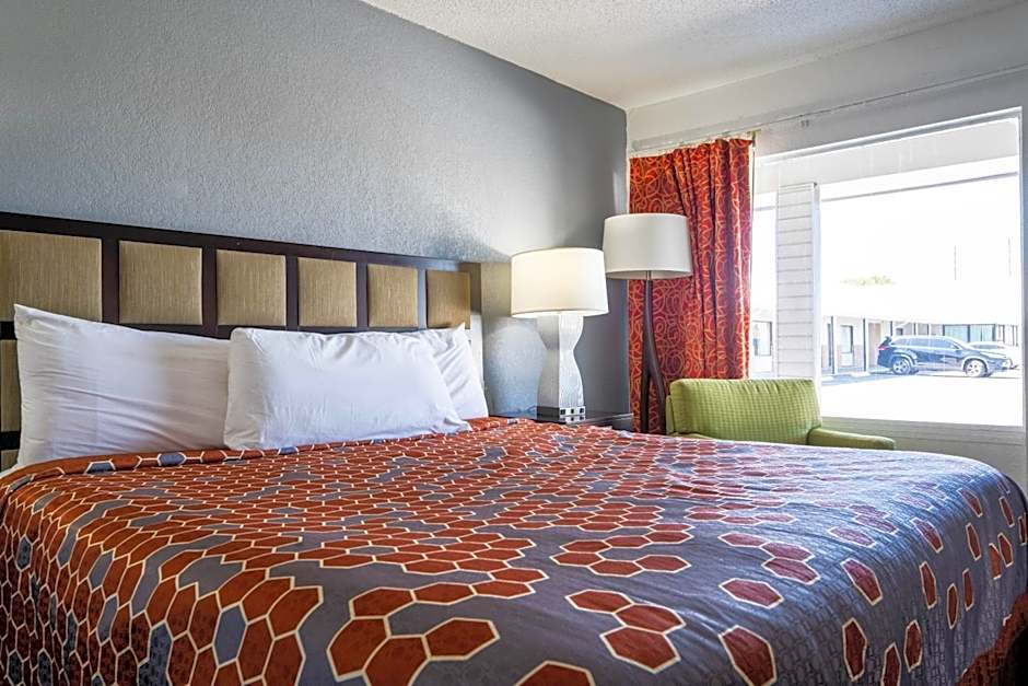 OYO Hotel Ocala, FL I-75