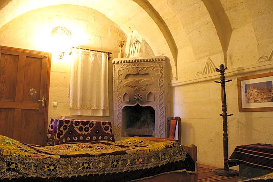 Kismet Cave House