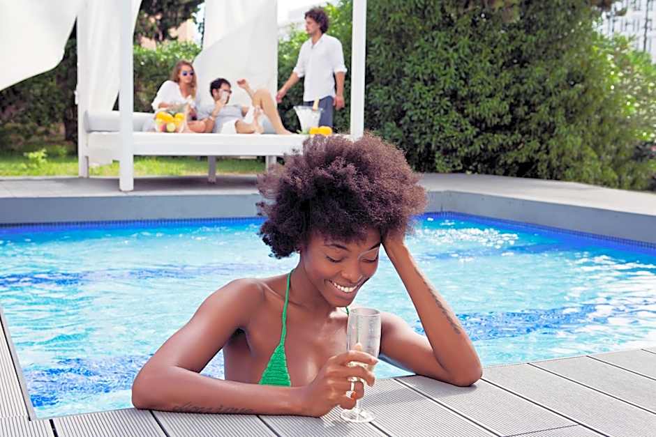 Apartamentos Playasol My Tivoli