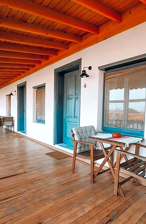 Attalos Suites Hotel