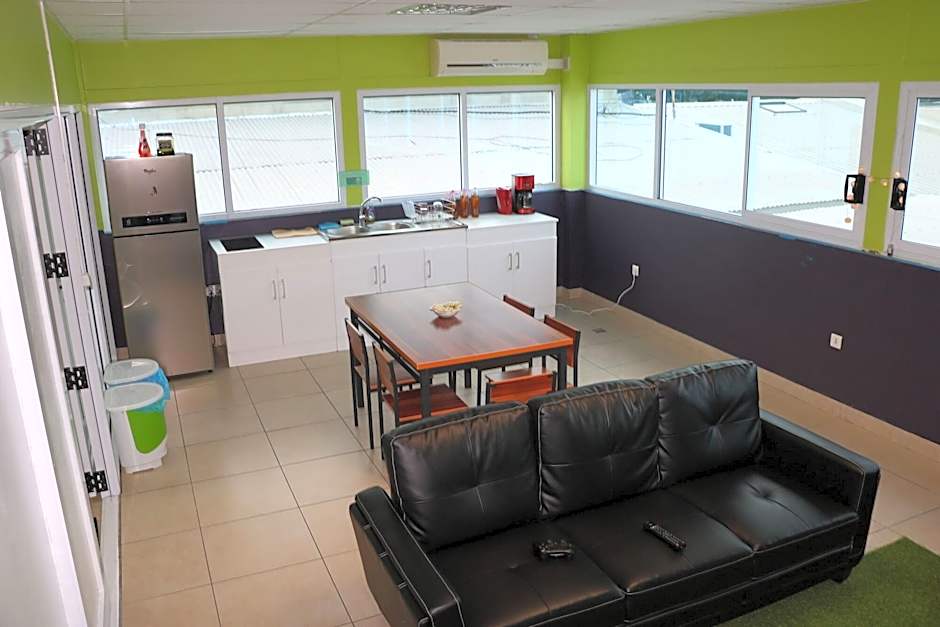 Mahana Lodge Hostel & Backpacker