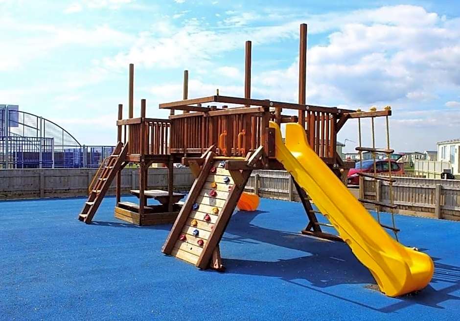 Pg151 PALM GROVE THE GOLDEN PALM CHAPEL ST LEONARDS