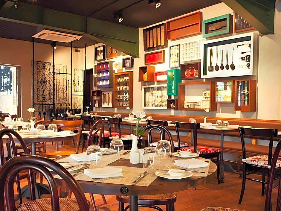 THE 1O1 Bali Fontana Seminyak