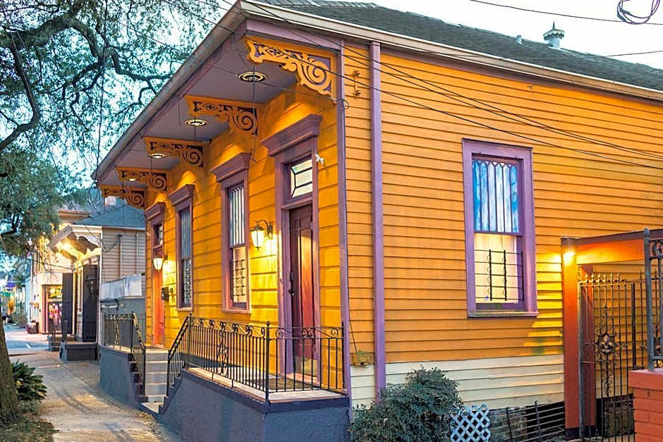 Blue60 Guest House