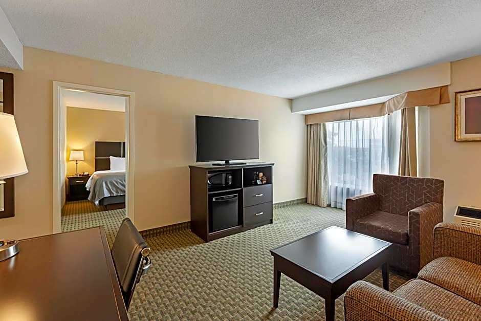 Quality Inn & Suites Brampton