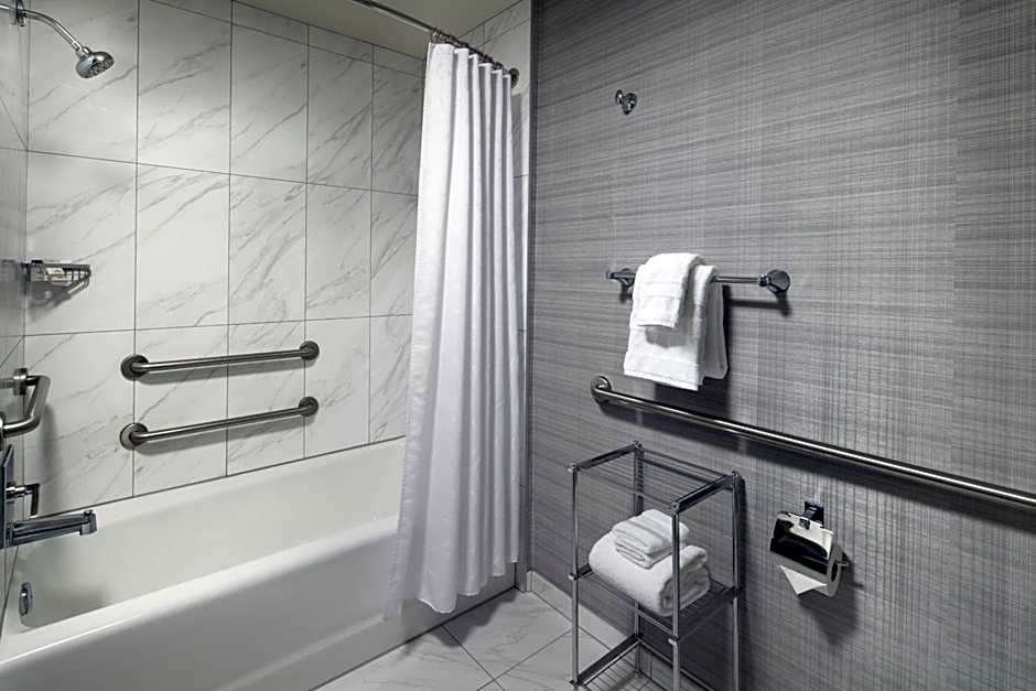 Sheraton Grand Los Angeles