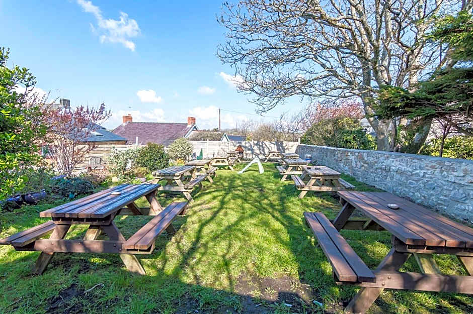 Manorbier Castle Inn Sunset Room