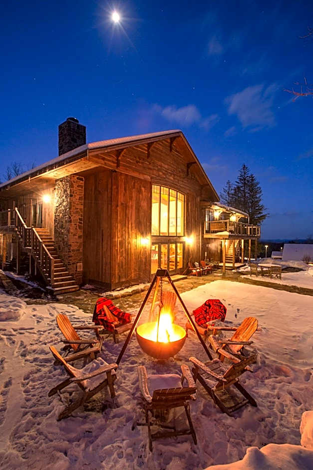 Seesaw's Lodge