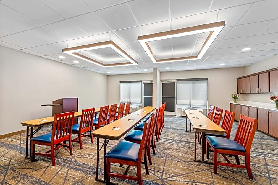 Holiday Inn Express & Suites Sylva - Western Carolina Area By IHG
