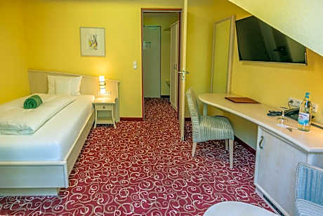 Triple Room with Balcony