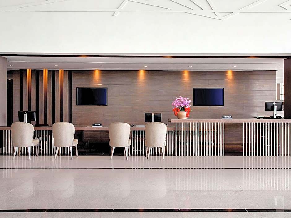 Pullman Miri Waterfront
