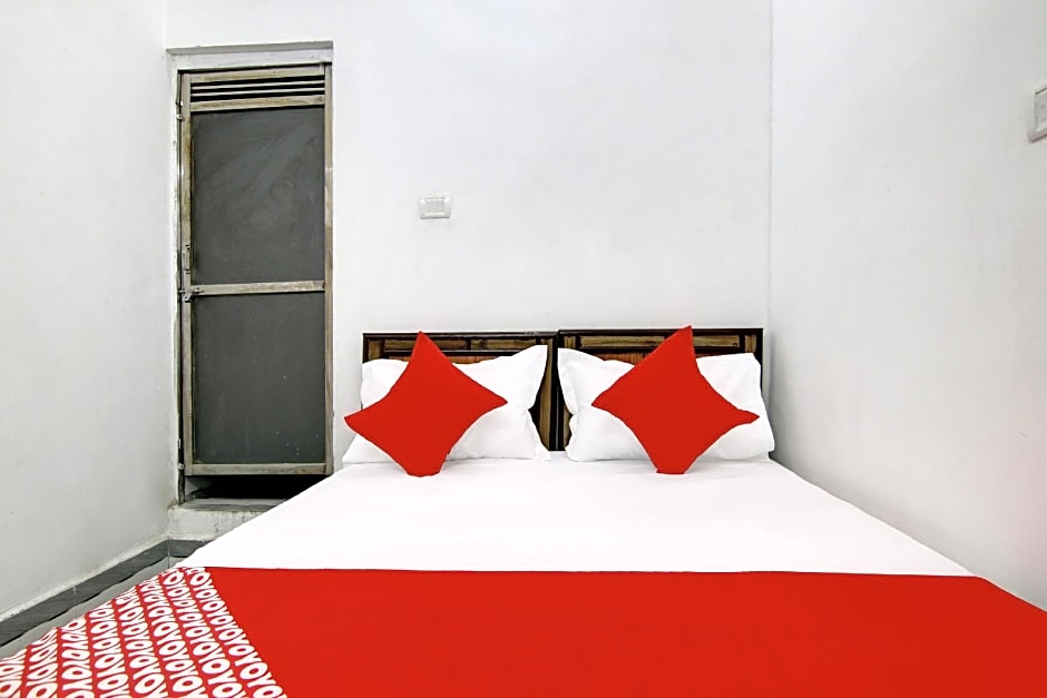 Hotel O R S Guest House