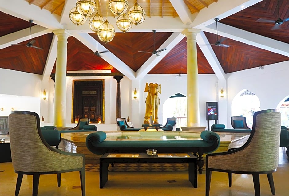 Tangerine Beach Hotel