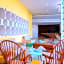 Krystal Urban Cancun-Malecon