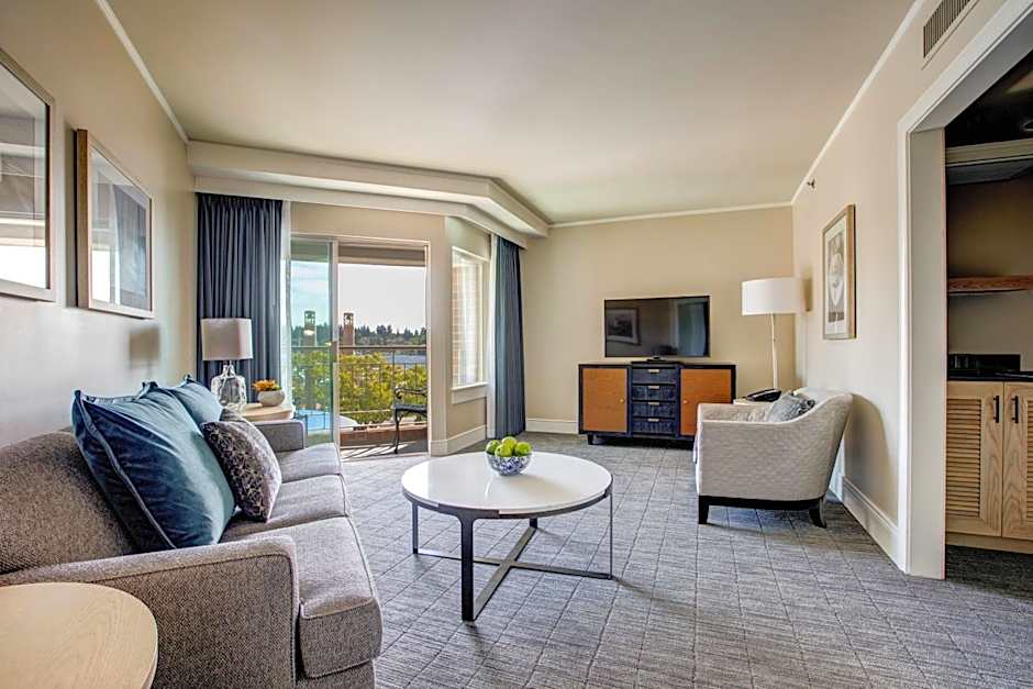 Woodmark Hotel & Still Spa