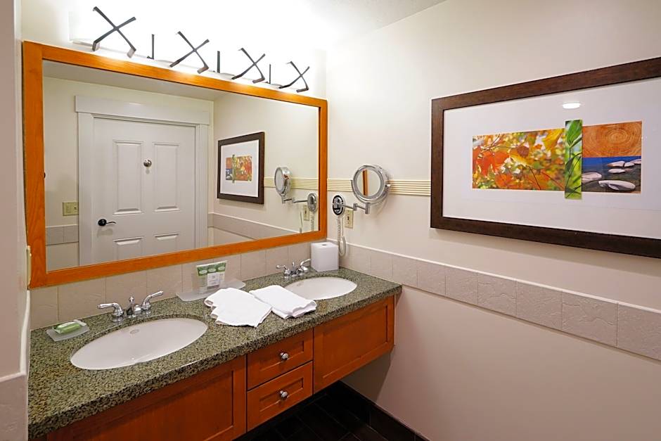 Heavenly Village Condos - Grand Residence