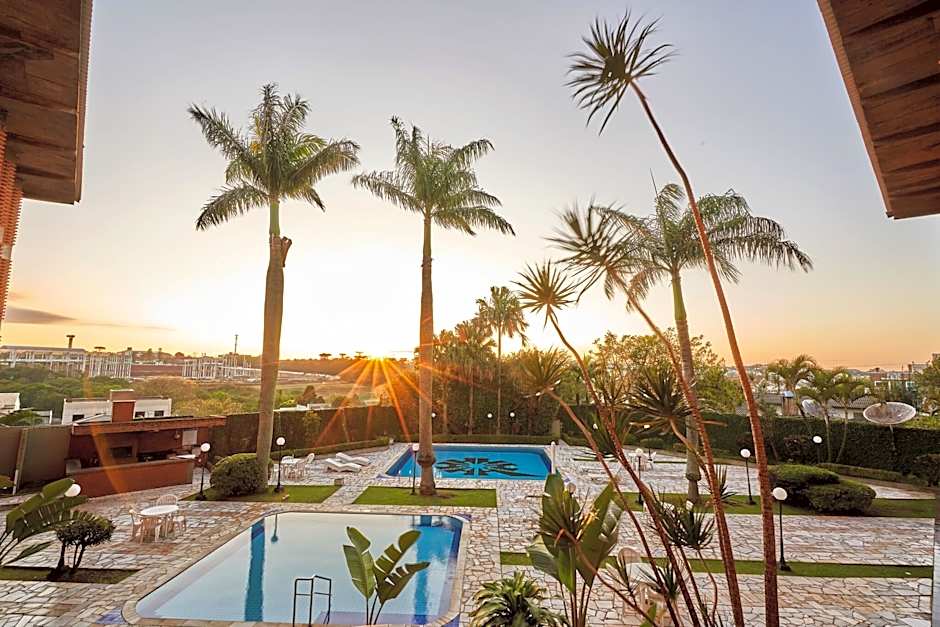 Harbor Querencia Hotel