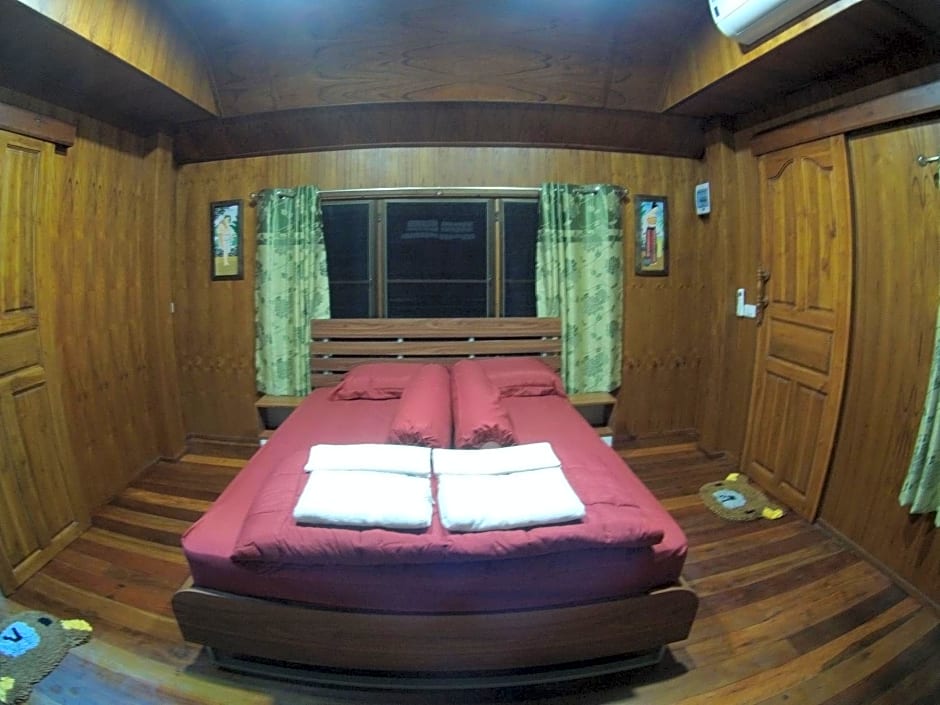 Jing Jo Boutique Bungalow