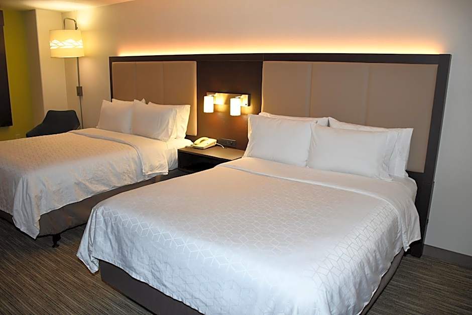 Holiday Inn Express Hotel & Suites Evanston By IHG