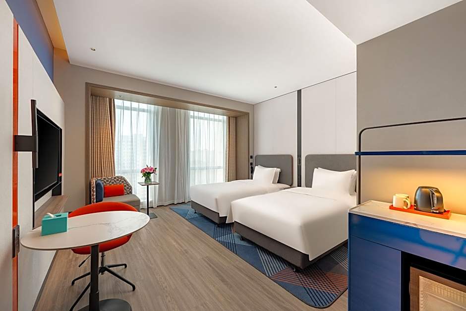 Holiday Inn Express Haimen City Center By IHG