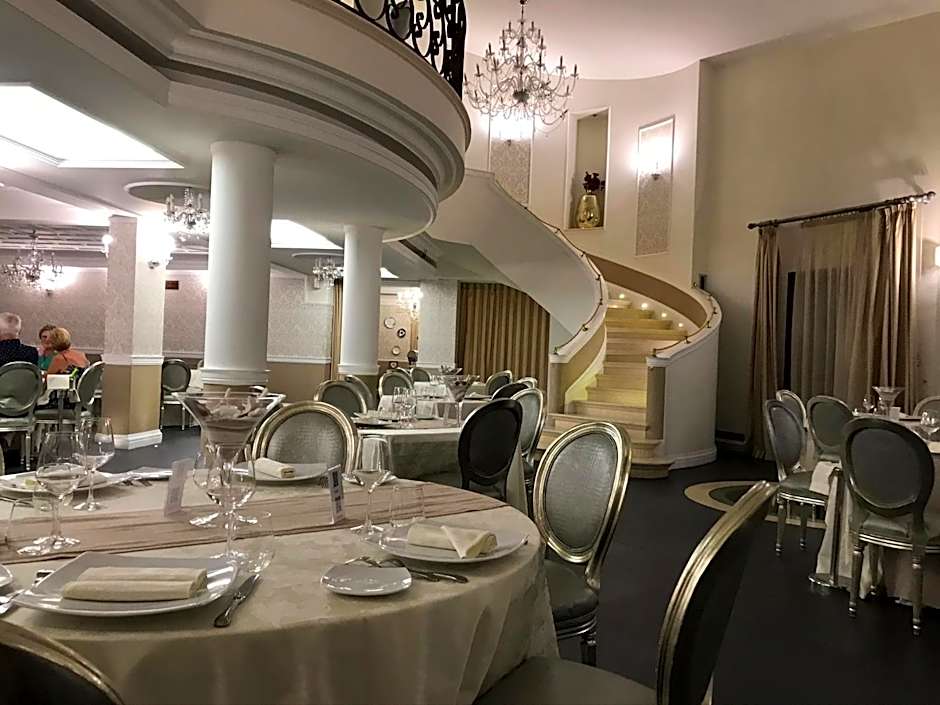 Marina Holiday & Spa