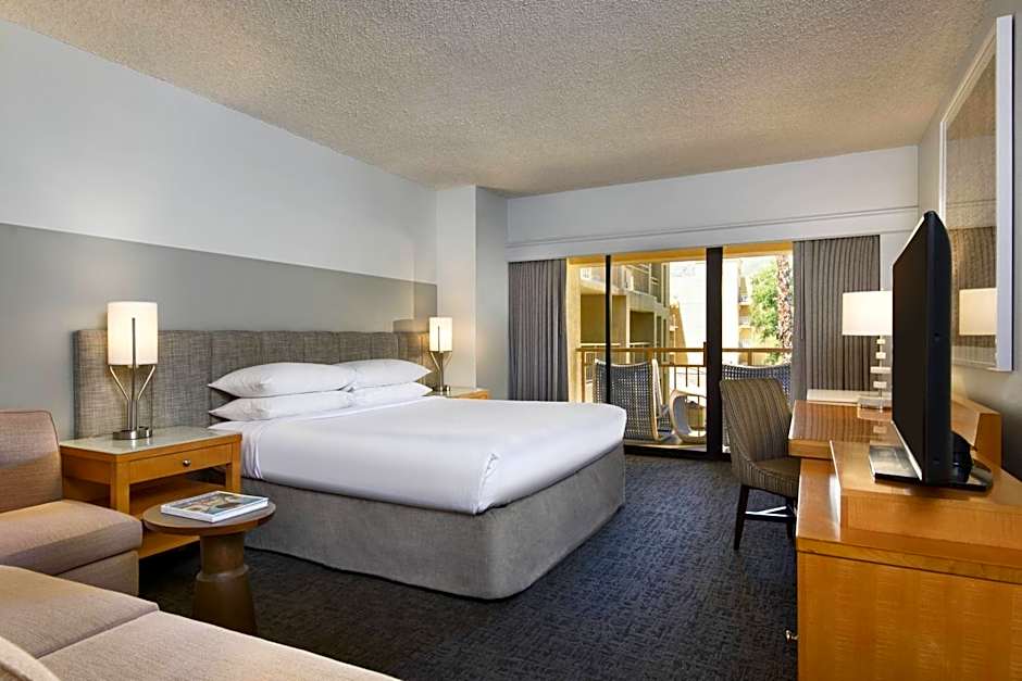 Renaissance Palm Springs Hotel