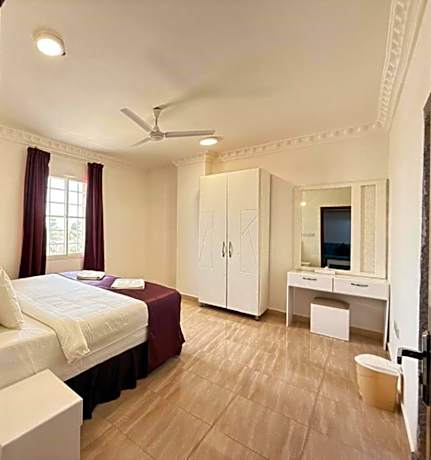 Economy Quadruple Room with Shared Bathroom