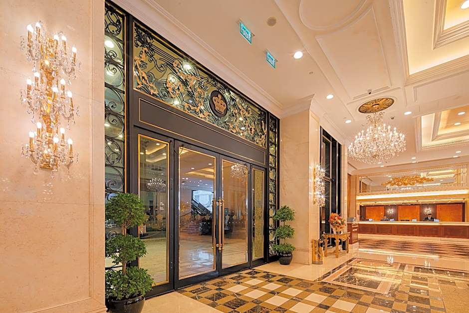 Grand Emperor Hotel