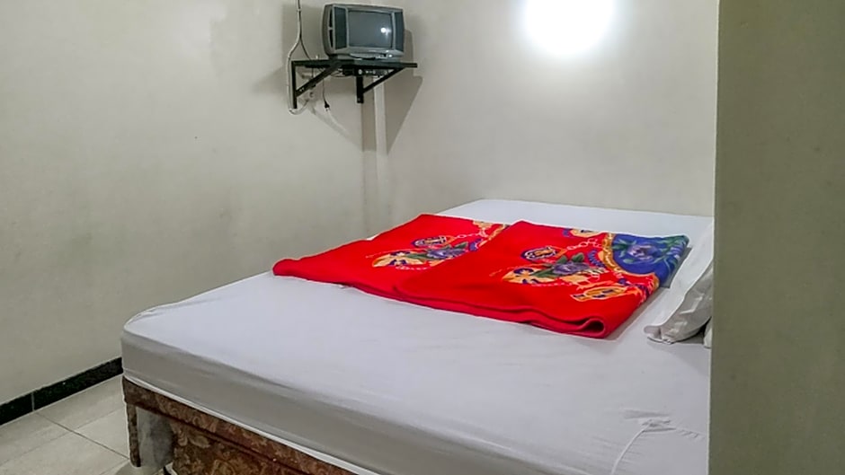 Villa Al Barokah Syariah Family Mitra RedDoorz near Sarangan Lake