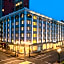 Hi-Lo Hotel, Autograph Collection by Marriott