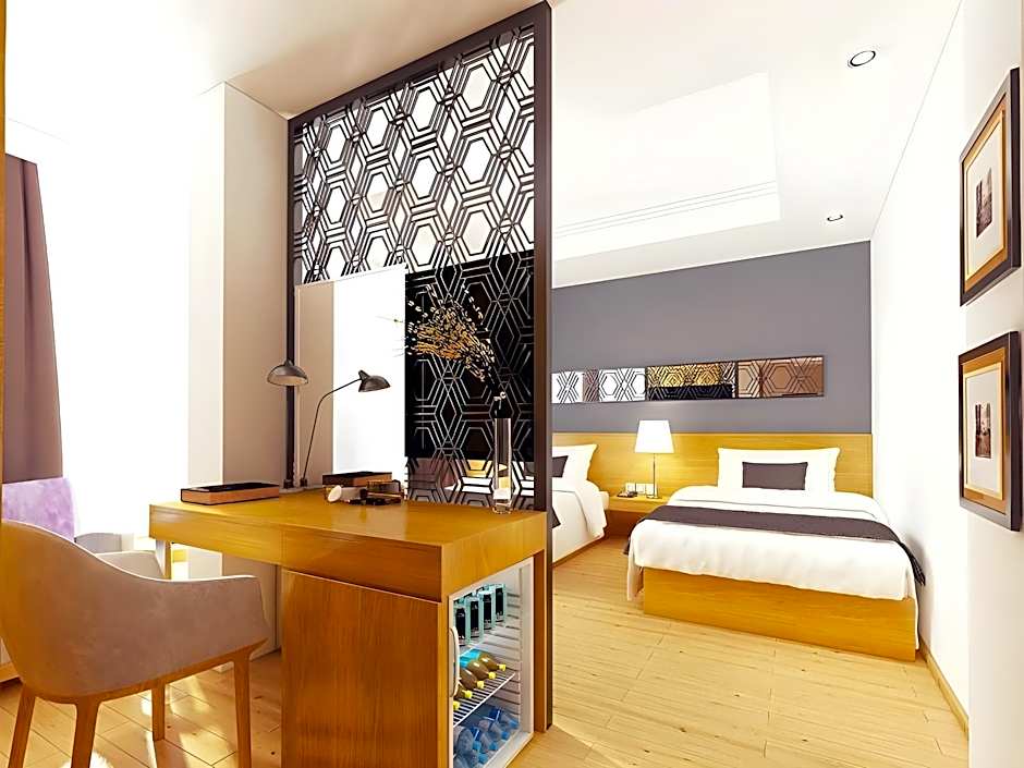 Ttc Hotel Deluxe Airport