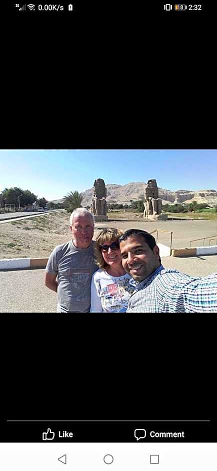 Rihana Pyramids View – Cairo, NY