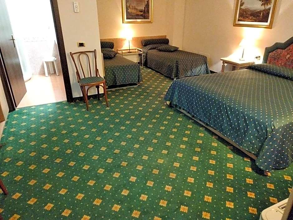 Polo Hotel