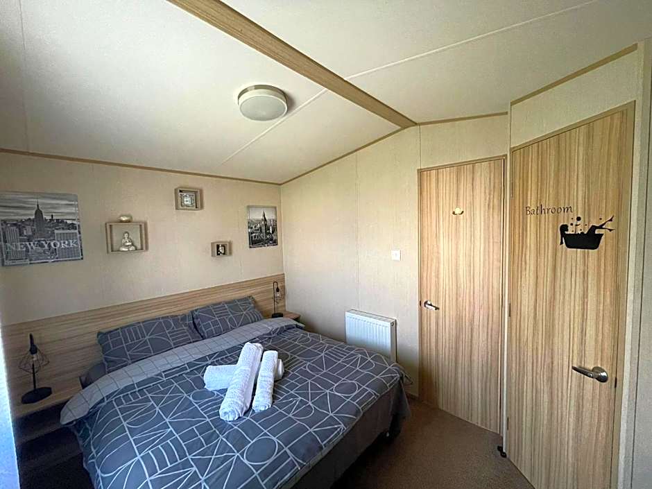 Holiday Park Caravan Fluffy in Harts Holiday Park