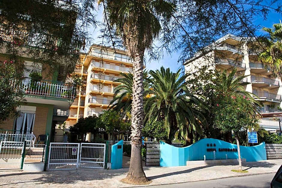 Hotel Sayonara