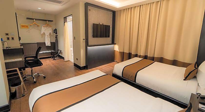 Metrocentre Hotel & Convention Center