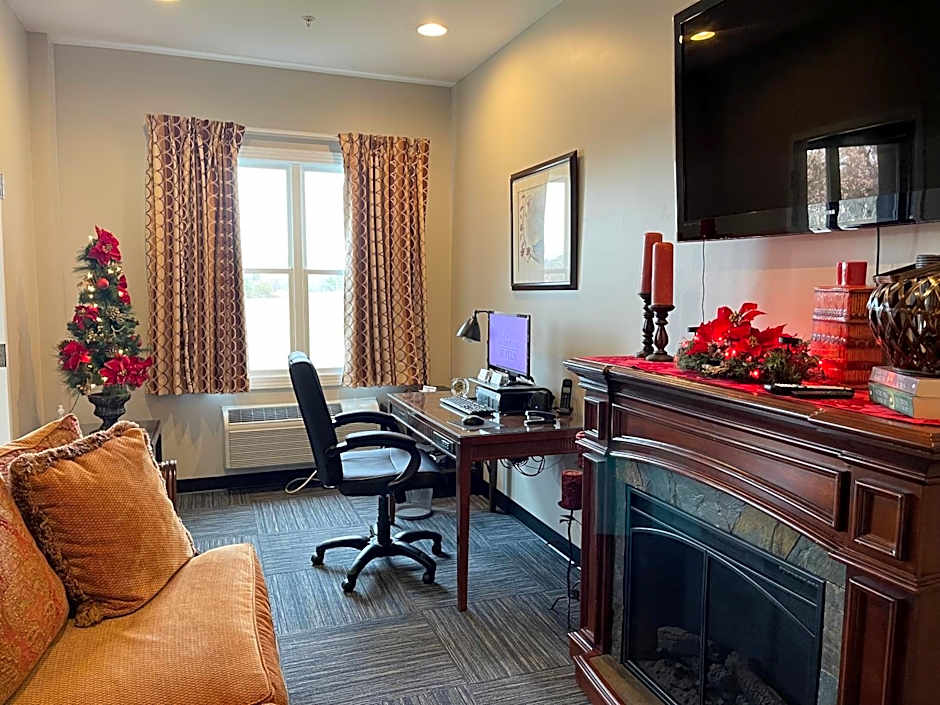 Brinton Suites