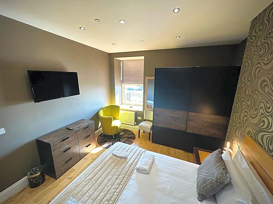 Halvard Apartments at Castletown