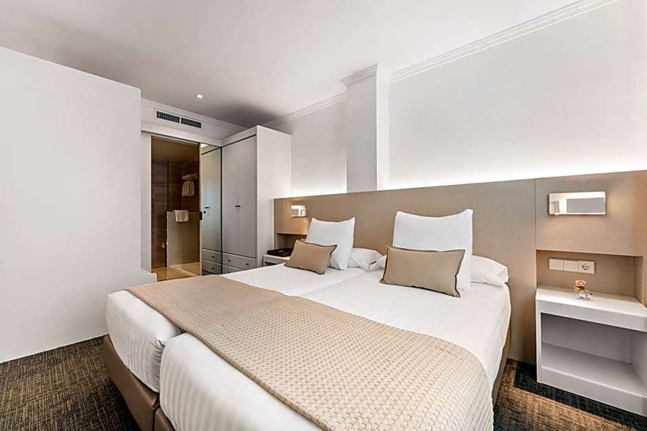 Acacia Suite