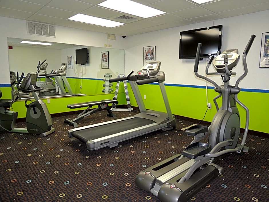 HOLIDAY INN EXPRESS FALLON By IHG