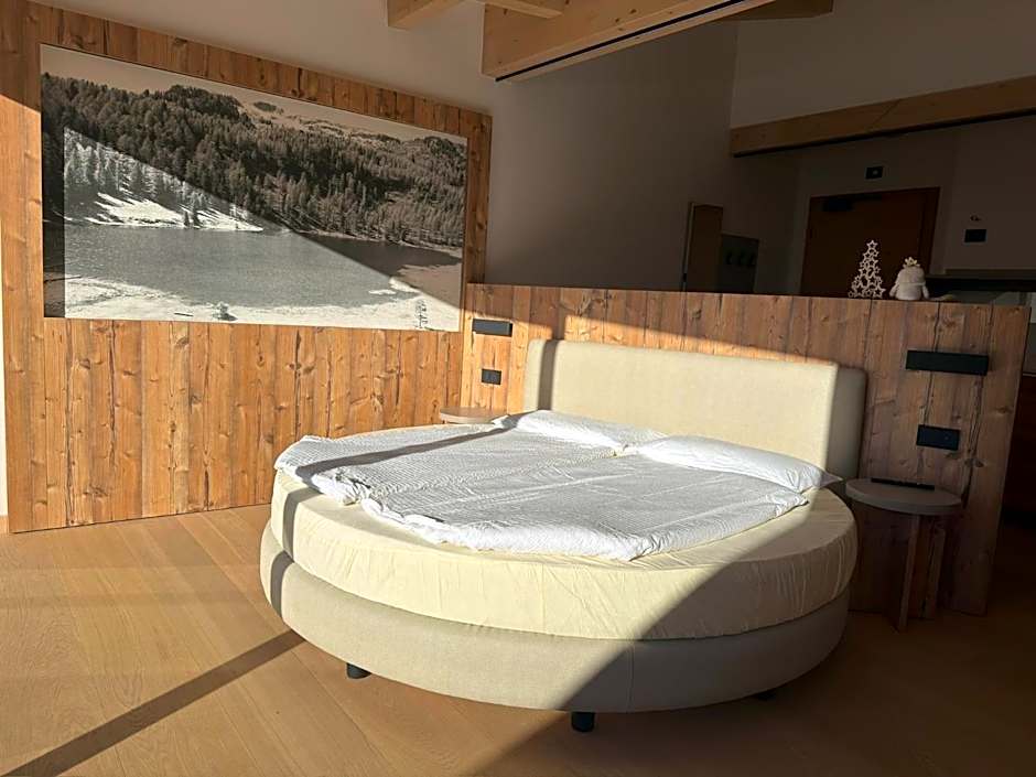 Photo 1 of 7 of Deluxe Junior Suite
