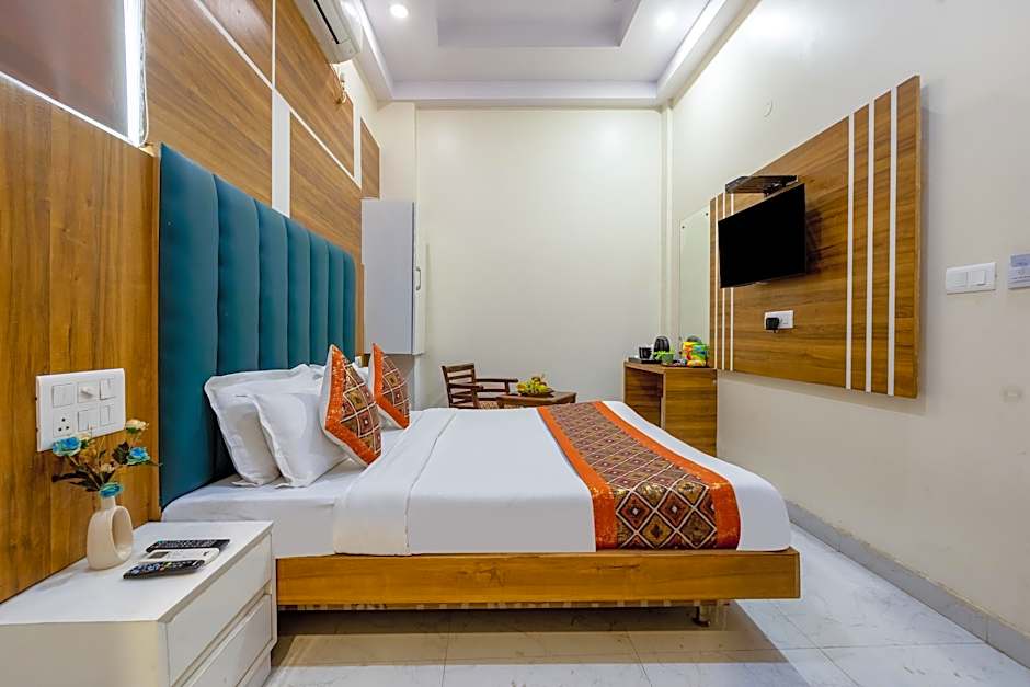 Hotel Golden Wings
